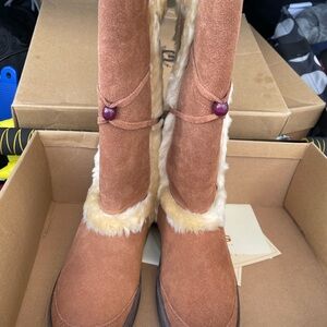 Brand new Ugg boots